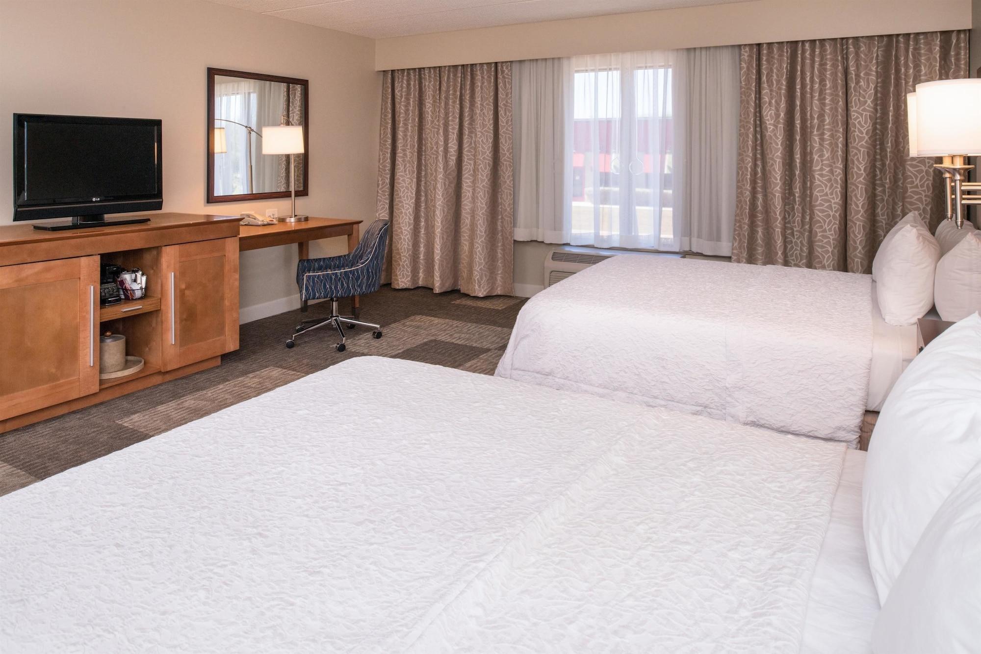 Hampton Inn And Suites Шерц Екстериор снимка