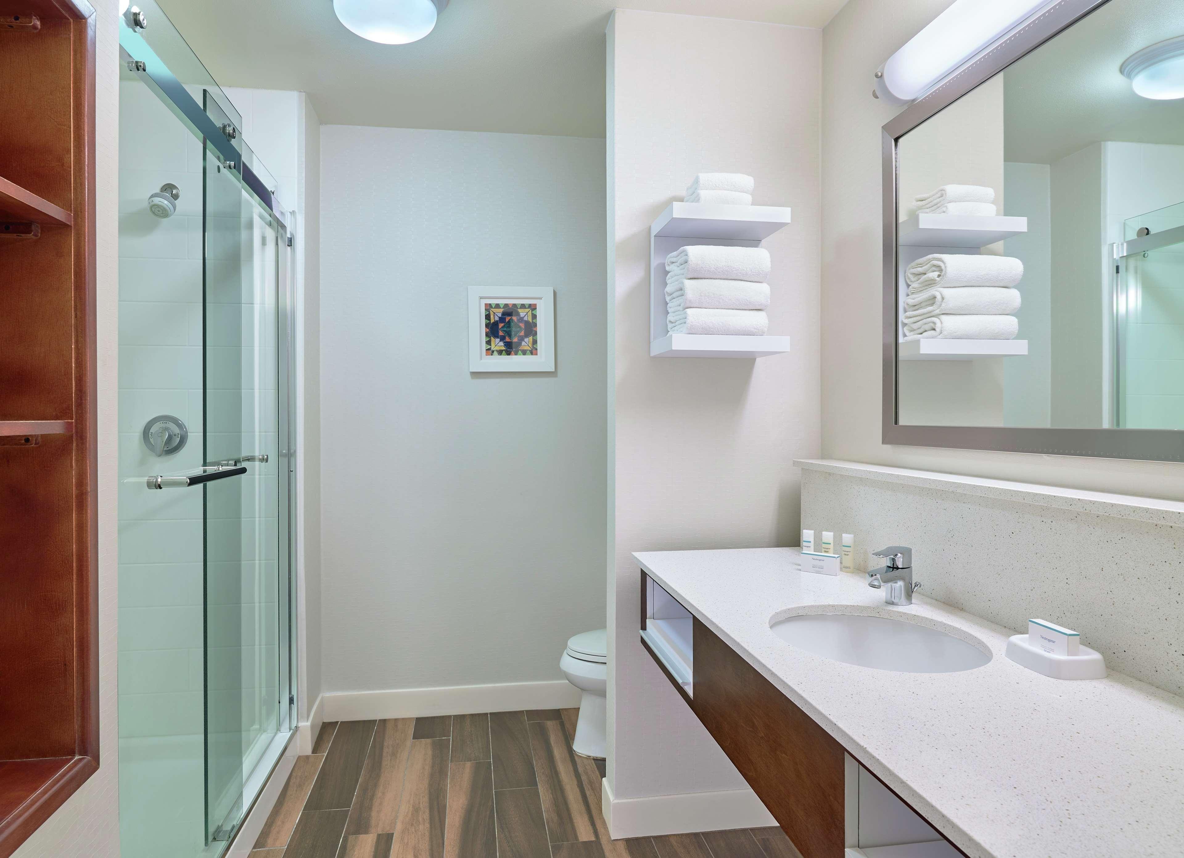 Hampton Inn And Suites Шерц Екстериор снимка