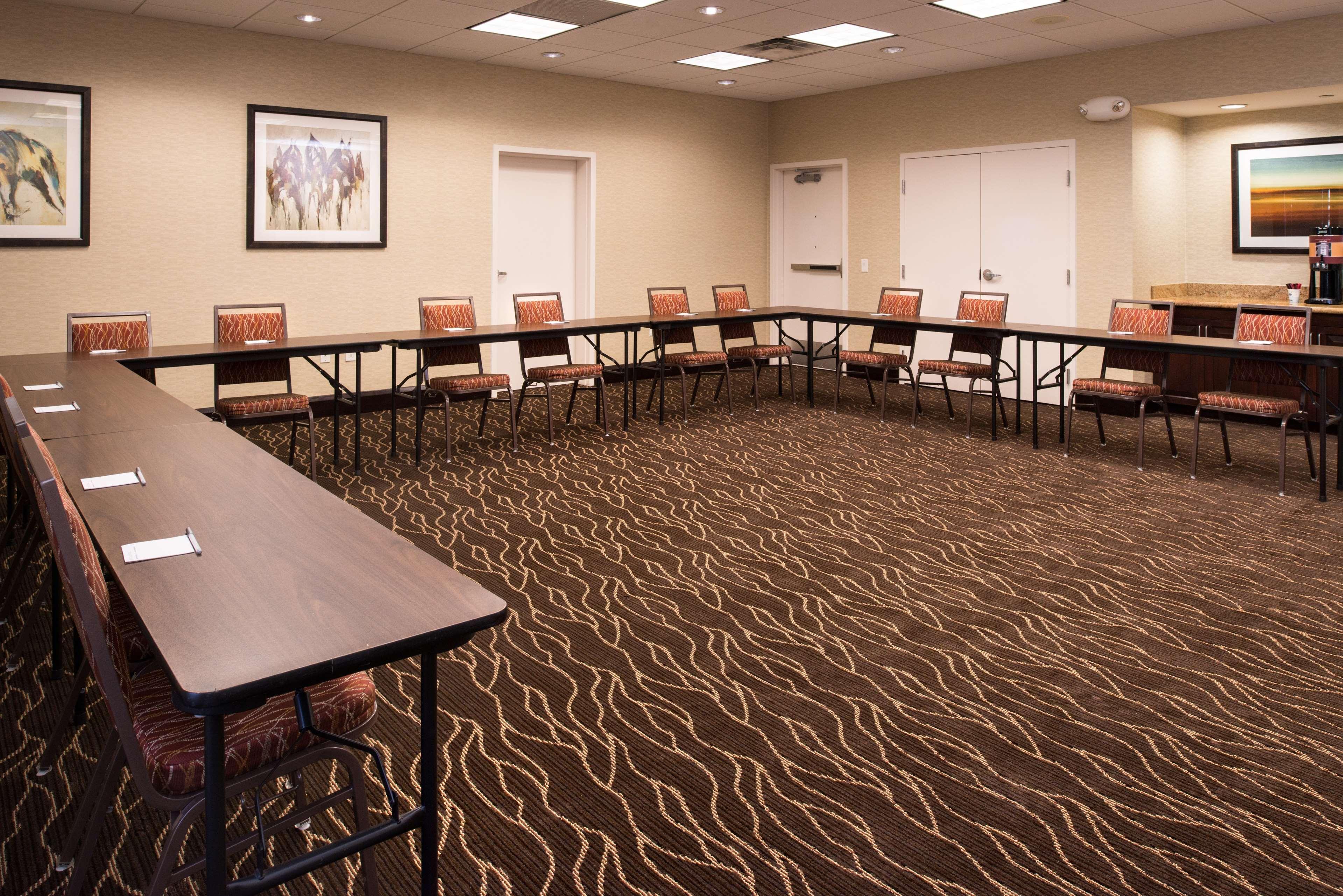 Hampton Inn And Suites Шерц Екстериор снимка