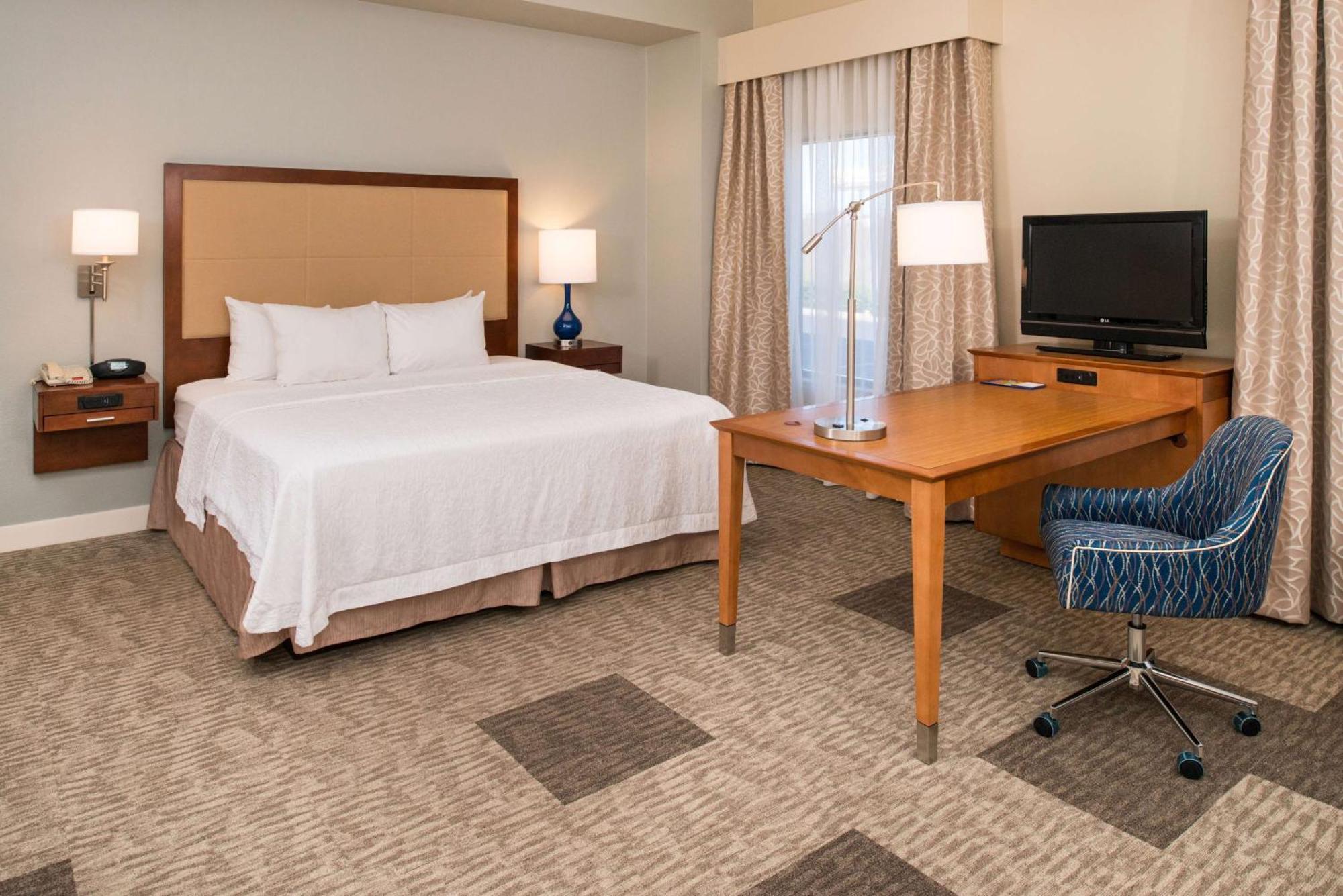 Hampton Inn And Suites Шерц Екстериор снимка